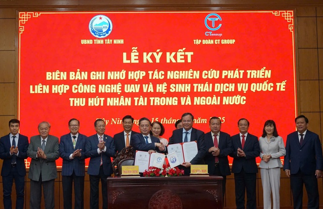 Tây Ninh và CT Group hợp tác nghiên cứu phát triển UAV- Ảnh 2. Tây Ninh và CT Group hợp tác nghiên cứu phát triển UAV- Ảnh 2.