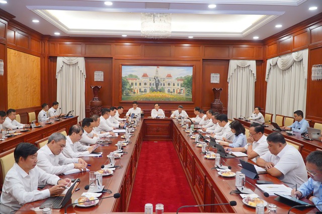 Ông Trần Lưu Quang: Đường dưới 4 làn xe giao cho phường, xã quản lý từ 1.1.2026- Ảnh 1. Ông Trần Lưu Quang: Đường dưới 4 làn xe giao cho phường, xã quản lý từ 1.1.2026- Ảnh 1.