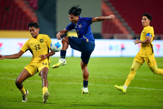 Thua tiếc Thái Lan, Malaysia quyết tranh HCV với U.23 Việt Nam trên sân nhà SEA Games 34- Ảnh 3. Thua tiếc Thái Lan, Malaysia quyết tranh HCV với U.23 Việt Nam trên sân nhà SEA Games 34- Ảnh 3.