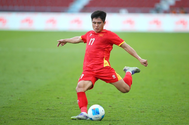 Người hùng U.23 Việt Nam: Nén đau để tỏa sáng, lời động viên của thầy Kim quý như vàng- Ảnh 5. Người hùng U.23 Việt Nam: Nén đau để tỏa sáng, lời động viên của thầy Kim quý như vàng- Ảnh 5.