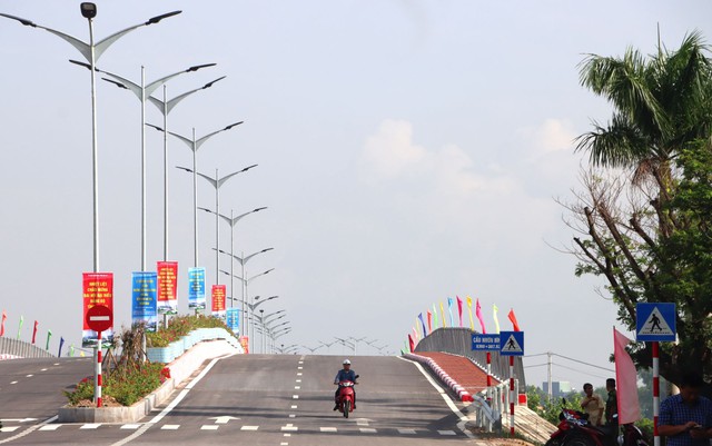 Gia Lai khởi công loạt dự án 56.616 tỉ đồng- Ảnh 1. Gia Lai khởi công loạt dự án 56.616 tỉ đồng- Ảnh 1.