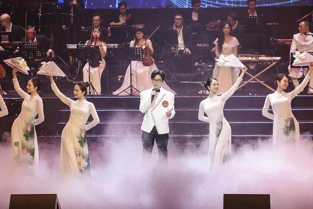 Cha con nhạc đỏ Trọng Tấn - Vũ Tấn Đạt: H&agrave;nh tr&igrave;nh &acirc;m nhạc đầy cảm x&uacute;c - Ảnh 5.