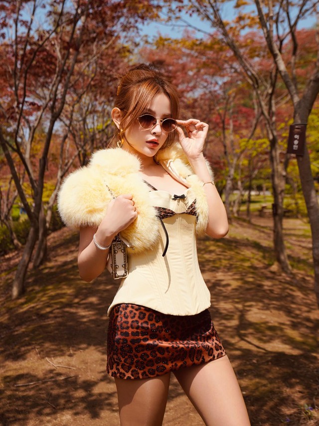 Biểu tượng bất biến của tủ đồ thời trang cá tính gọi tên họa tiết da beo- Ảnh 3. Biểu tượng bất biến của tủ đồ thời trang cá tính gọi tên họa tiết da beo- Ảnh 3.