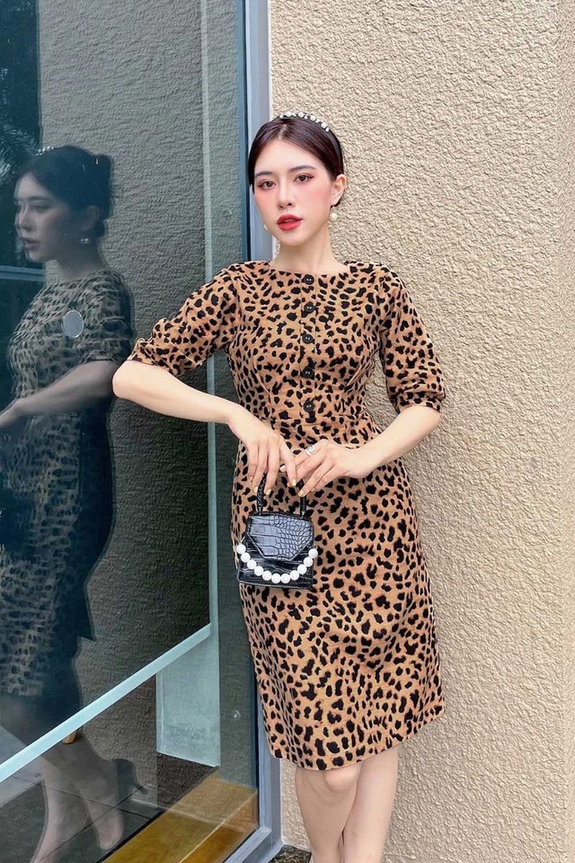 Biểu tượng bất biến của tủ đồ thời trang cá tính gọi tên họa tiết da beo- Ảnh 4. Biểu tượng bất biến của tủ đồ thời trang cá tính gọi tên họa tiết da beo- Ảnh 4.