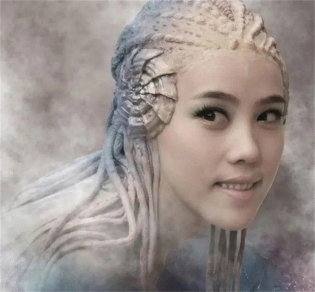 

Thi Dư Phi từng gây xôn xao khi được chọn làm nữ chính trong dự án điện ảnh có chi phí đầu tư khủng The Mermaid Empire  