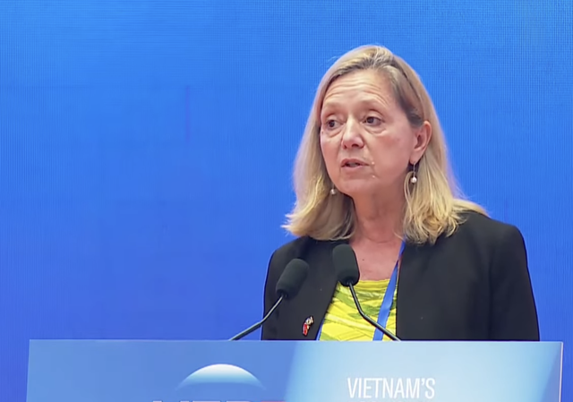 Giám đốc WB: Giảm thiểu 'rào cản quan liêu' cho doanh nghiệp tư nhân - Ảnh 2.