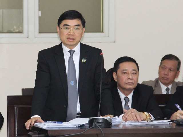 Nhận hối lộ 48 tỉ, bà Hoàng Thị Thúy Lan 'rất đau đớn' khi phải ra tòa- Ảnh 2. Nhận hối lộ 48 tỉ, bà Hoàng Thị Thúy Lan 'rất đau đớn' khi phải ra tòa- Ảnh 2.