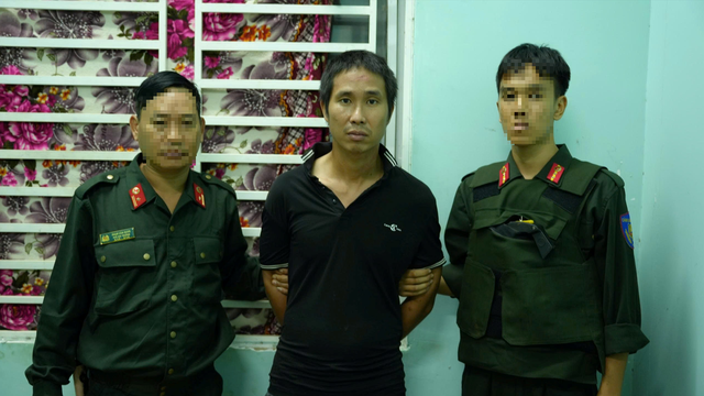 Truy tố Lê Sỹ Tùng, kẻ dùng súng thảm sát 3 người trong 1 gia đình ở Đồng Nai- Ảnh 3. Truy tố Lê Sỹ Tùng, kẻ dùng súng thảm sát 3 người trong 1 gia đình ở Đồng Nai- Ảnh 3.