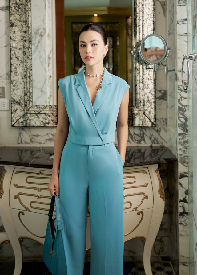 Áo sát nách, bí quyết mặc đẹp vừa thoải mái vừa thời thượng Áo sát nách, bí quyết mặc đẹp vừa thoải mái vừa thời thượng- Ảnh 5.