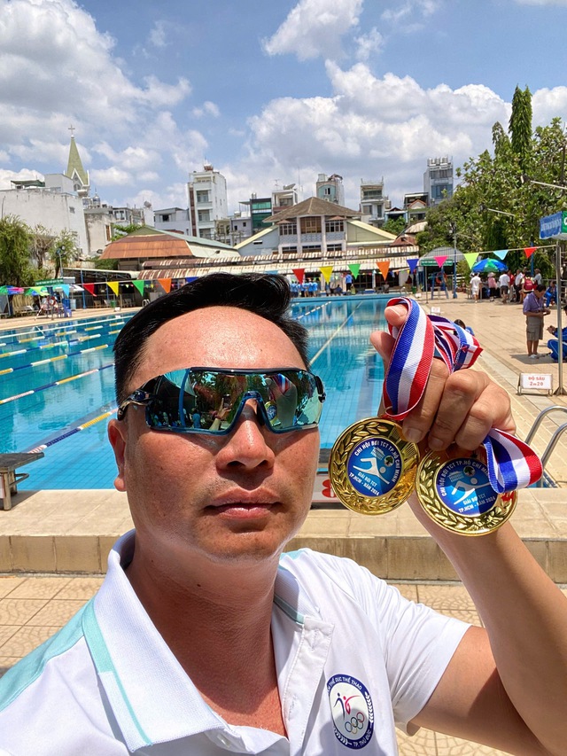 Bơi lội và kỷ niệm đáng nhớ của Nguyễn Thành Nam bên Ian Thorpe huyền thọai - Ảnh 2. Bơi lội và kỷ niệm đáng nhớ của Nguyễn Thành Nam bên Ian Thorpe huyền thọai - Ảnh 2.