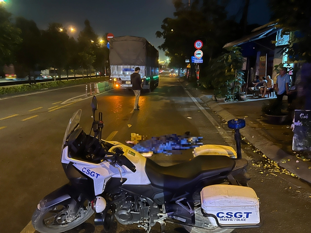 TP.HCM: C&atilde;i nhau với chồng, người phụ nữ lao ra đường bị xe t&ocirc;ng tử vong - Ảnh 1.