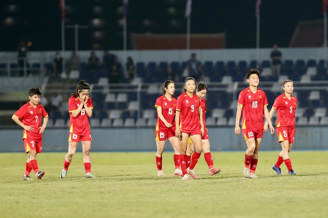 Khép lại khúc vĩ thanh buồn, đội tuyển nữ Việt Nam về nước ngày 18.12- Ảnh 1. Khép lại khúc vĩ thanh buồn, đội tuyển nữ Việt Nam về nước ngày 18.12- Ảnh 1.