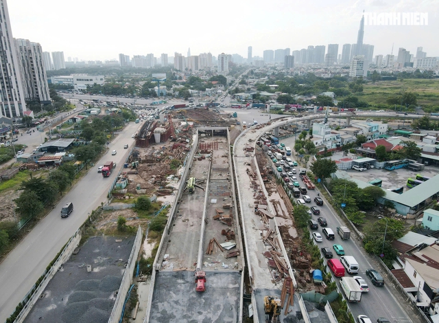 N&uacute;t giao lớn nhất TP.HCM lại trễ hẹn, Tết n&agrave;y khu Đ&ocirc;ng vẫn kh&oacute; tho&aacute;t kẹt xe - Ảnh 2.