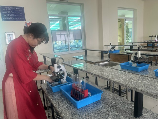 Gi&aacute;o vi&ecirc;n TP.HCM sẽ được trả lương dạy th&ecirc;m giờ thực hiện 2 buổi/ng&agrave;y ra sao?- Ảnh 2.