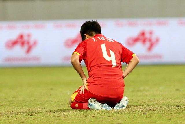 Khép lại khúc vĩ thanh buồn, đội tuyển nữ Việt Nam về nước ngày 18.12- Ảnh 4. Khép lại khúc vĩ thanh buồn, đội tuyển nữ Việt Nam về nước ngày 18.12- Ảnh 4.