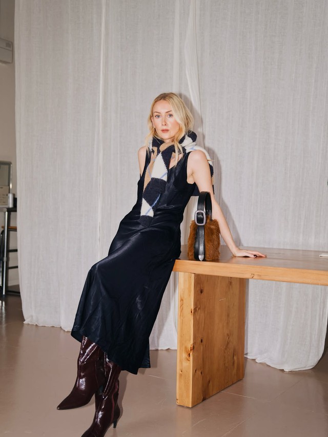 Diện váy dài mùa này không thể thiếu boots - Ảnh 7.