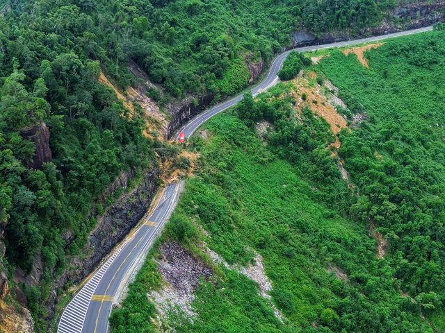 V&igrave; sao chưa thể th&ocirc;ng tuyến đ&egrave;o Kh&aacute;nh L&ecirc; ? - Ảnh 3.