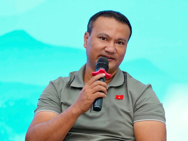 Dùng nhiếp ảnh lan tỏa vẻ đẹp đại dương và ý thức bảo vệ môi trường biển - Ảnh 2.