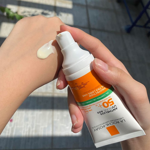 Top 10 kem chống nắng cho da mụn: Ai dùng rồi cũng nguyện chung thủy tới già - Ảnh 5.