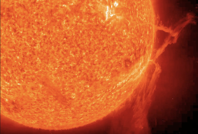 Bão mặt trời đến sớm hơn dự báo của chuyên gia: Hôm nay 19.12, tình hình thế nào?- Ảnh 1. Bão mặt trời đến sớm hơn dự báo của chuyên gia: Hôm nay 19.12, tình hình thế nào?- Ảnh 1.