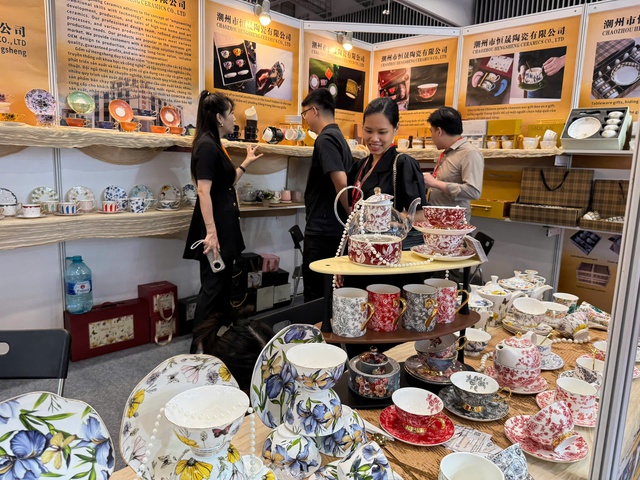 Săn đồ gia dụng tại triển l&atilde;m quốc tế ở TP.HCM - Ảnh 2.