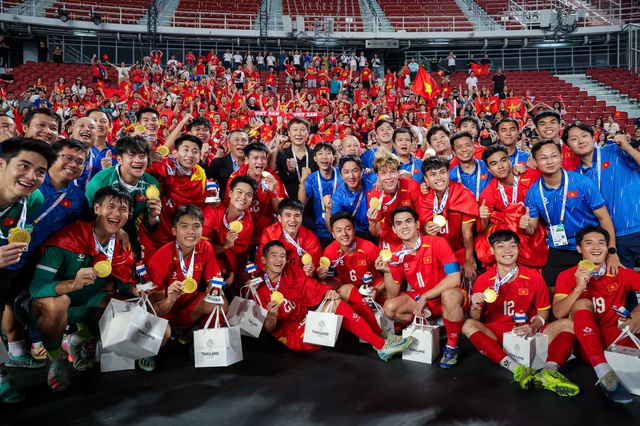 Google ch&uacute;c mừng HCV SEA Games của U.22 Việt Nam theo c&aacute;ch rất đặc biệt- Ảnh 3.