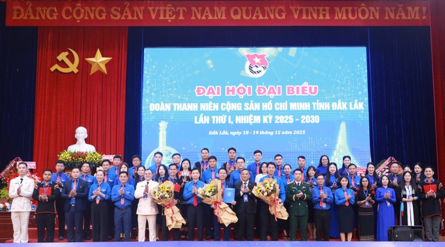 Anh Lương Minh T&ugrave;ng tiếp tục giữ chức B&iacute; thư Tỉnh đo&agrave;n Đắk Lắk  - Ảnh 2.