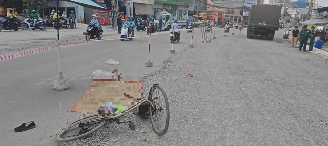 TP.HCM: Cụ &ocirc;ng tử vong thương t&acirc;m sau tai nạn tr&ecirc;n đường đang sửa chữa - Ảnh 1.