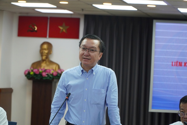 Sở GD-ĐT TP.HCM: 'Li&ecirc;n kết để phục vụ, kh&ocirc;ng phải li&ecirc;n kết để kinh doanh' - Ảnh 2.