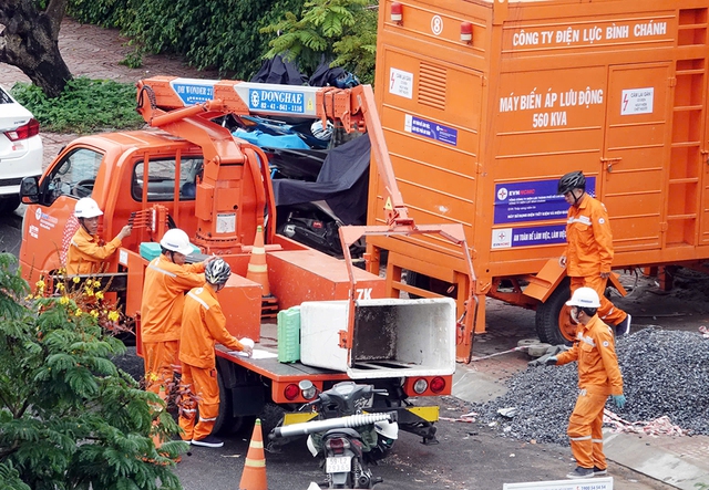 Siết chặt việc thu tiền điện tại nh&agrave; thu&ecirc;, trọ- Ảnh 1.