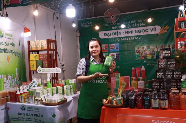 M&oacute;n ngon ba miền hội tụ, phi&ecirc;n chợ n&ocirc;ng sản v&ugrave;ng miền B&igrave;nh Đ&ocirc;ng h&uacute;t kh&aacute;ch - Ảnh 5.