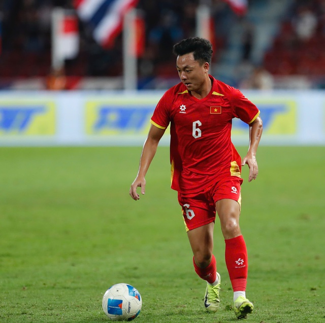 Đ&ograve;n quyết định gi&uacute;p U.22 Việt Nam v&ocirc; địch: Phải cảm ơn HLV Popov v&agrave; cả &ocirc;ng Troussier- Ảnh 1.