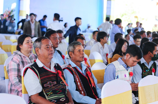 Khởi c&ocirc;ng cao tốc T&acirc;n Ph&uacute; - Bảo Lộc th&uacute;c đẩy ph&aacute;t triển kinh tế L&acirc;m Đồng- Ảnh 2.