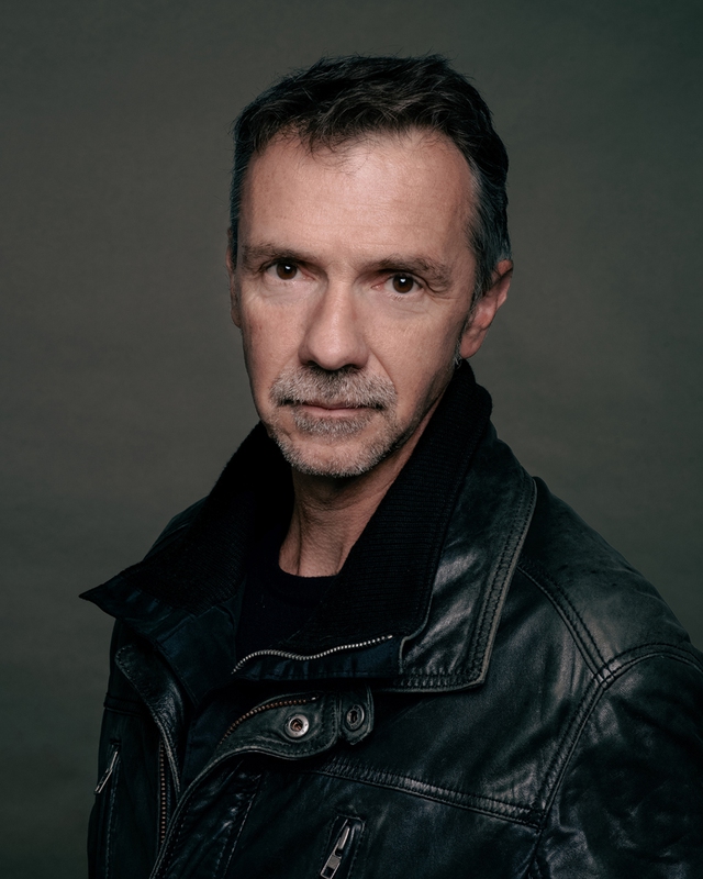 Chuyến giao lưu xuyên Việt của nhà văn Pháp Franck Thilliez - Ảnh 1.