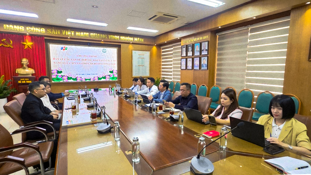 Bệnh viện Bạch Mai đào tạo năng lực cấp cứu cho cán bộ FPT Long Châu - Ảnh 2.