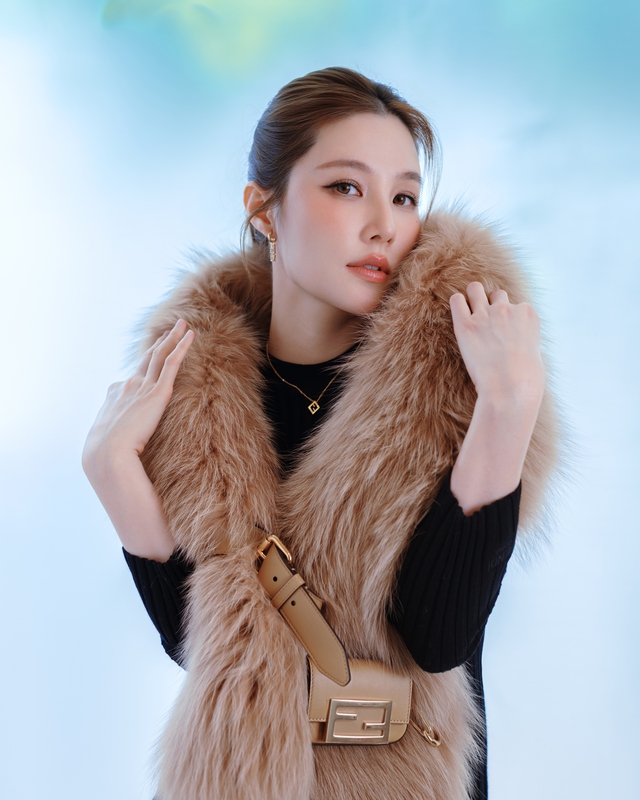 Diễm My 9X gây thương nhớ trong bộ ảnh concept mùa đông Diễm My 9X gây thương nhớ trong bộ ảnh concept mùa đông- Ảnh 4.