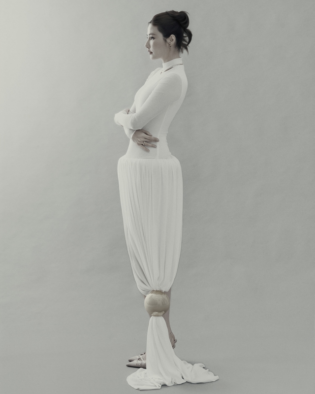 Diễm My 9X gây thương nhớ trong bộ ảnh concept mùa đông Diễm My 9X gây thương nhớ trong bộ ảnh concept mùa đông- Ảnh 9.