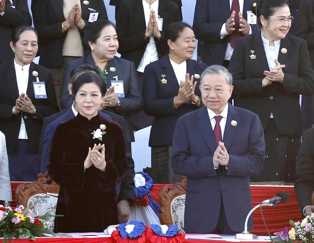 Việt Nam - L&agrave;o tăng cường hợp t&aacute;c chiến lược v&igrave; h&ograve;a b&igrave;nh v&agrave; ph&aacute;t triển - Ảnh 2.