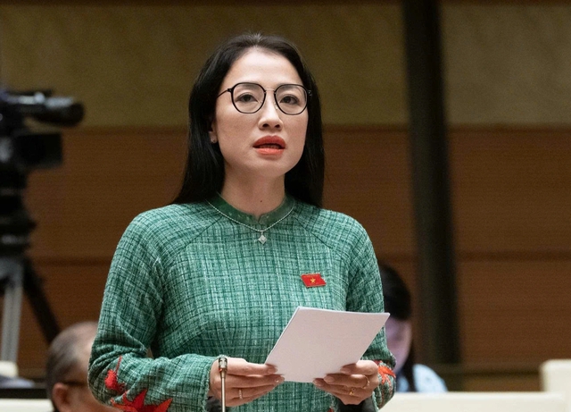 Delegasi Majelis Nasional mengusulkan pembebasan biaya kuliah bagi mahasiswa kedokteran - Foto 1.