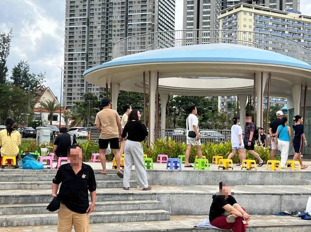 H&agrave;ng rong "phủ s&oacute;ng" dự &aacute;n ngh&igrave;n tỉ ở B&atilde;i Sau: Du lịch Vũng T&agrave;u nhếch nh&aacute;c - Ảnh 4.