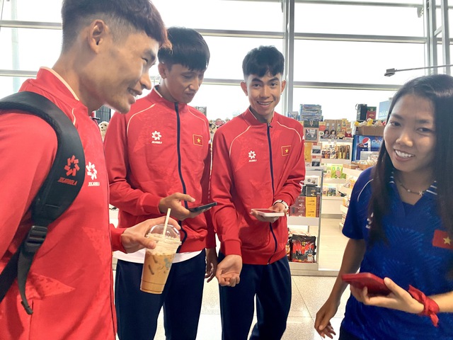 Đội tuyển xe đạp Việt Nam &lsquo;bất ngờ&rsquo; c&oacute;&hellip; Huỳnh Như khi sang Th&aacute;i lấy v&agrave;ng SEA Games 33- Ảnh 8.