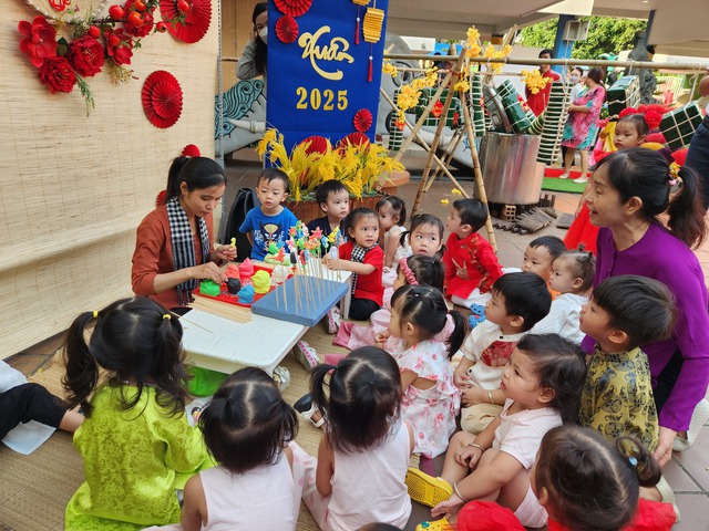 Học sinh TP.HCM nghỉ tết bao nhi&ecirc;u ng&agrave;y trong c&aacute;c năm qua? - Ảnh 2.