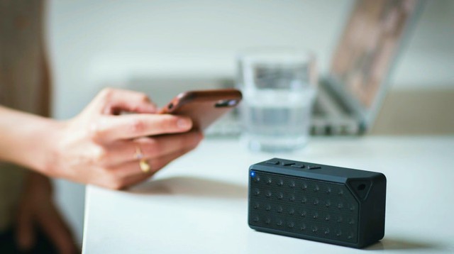 C&aacute;ch tận dụng loa Bluetooth cũ thay v&igrave; vứt bỏ - Ảnh 1.