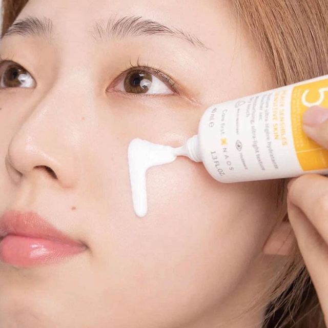 Top 10 kem chống nắng cho da nhạy cảm cỡ n&agrave;o cũng khỏe đẹp, tươi trẻ - Ảnh 11.