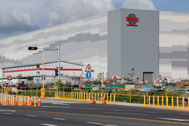 Tin tức đặc biệt tr&ecirc;n b&aacute;o in Thanh Ni&ecirc;n 21.12.2025 - Ảnh 3.