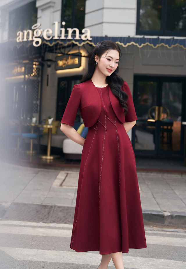 'Đốt cháy' mọi ánh nhìn trong mùa tiệc cuối năm với trang phục sắc đỏ sang trọng- Ảnh 5.