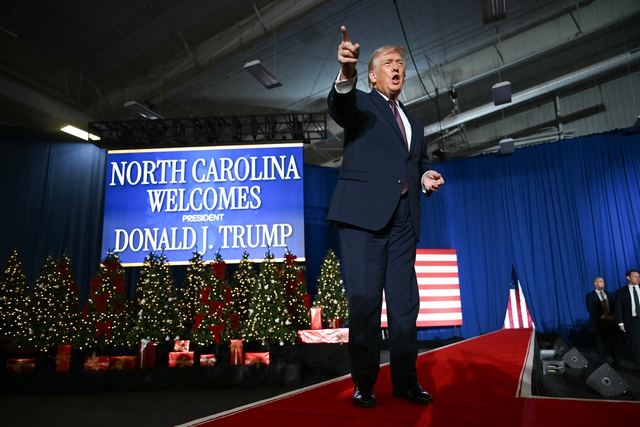 Donald Trump kh&ocirc;ng lọai trừ khả năng chiến tranh với Venezuela trong bối cảnh căng thẳng - Ảnh 1.