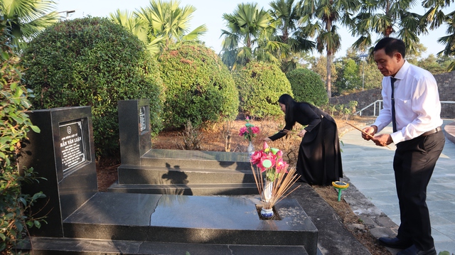 Trang trọng lễ truy điệu, an t&aacute;ng 41 h&agrave;i cốt liệt sĩ - Ảnh 11.