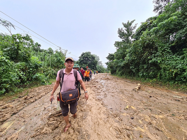 TR&Acirc;N QU&Yacute; NHỮNG CH&Uacute; TUẦN LỘC trong cuộc thi Thanh Ni&ecirc;n v&agrave; t&ocirc;i - Ảnh 1.