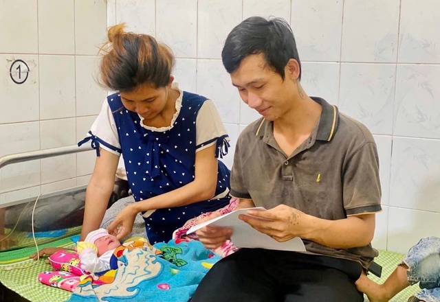 Tham gia BHXH tự nguyện, cần thủ tục g&igrave; để hưởng trợ cấp thai sản?- Ảnh 1.